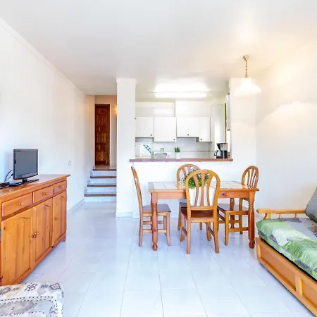 Apartment Els Jardins Iii By Interhome Roses