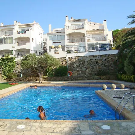 Els Jardins Iii By Interhome Apartment Roses